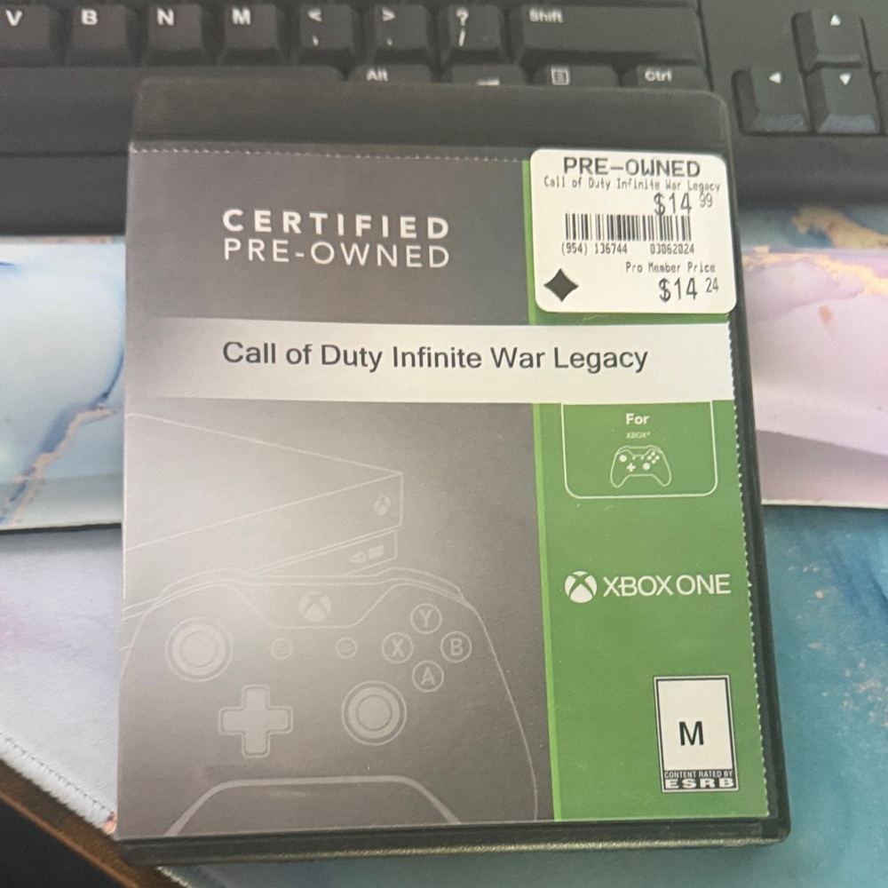 One Call of Duty: Infinite Warfare Legacy Edition - Green
